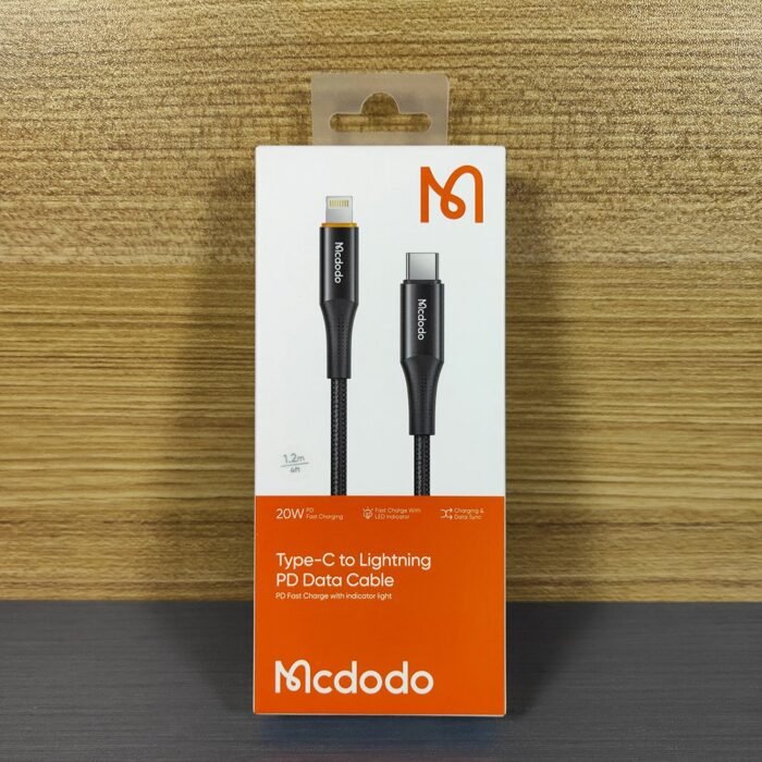 MCDODO CA-9960 TYPE-C TO Lightning PD 20W DATA Cable 1.2 Black - Image 2