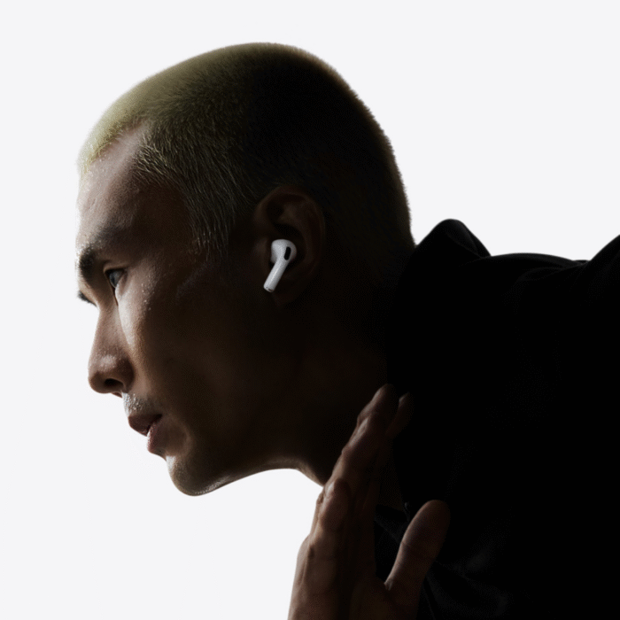 Apple AirPods Pro ( 3rd generation ) with MagSafe Charging Case - Image 5