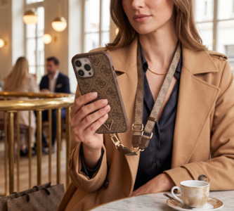 Guess MagSafe Case iPhone