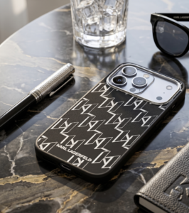 Karl lagerfeld Case for
